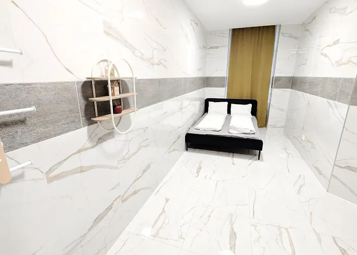 Comfortable In Lanstrasse Area Br3 Appartement *