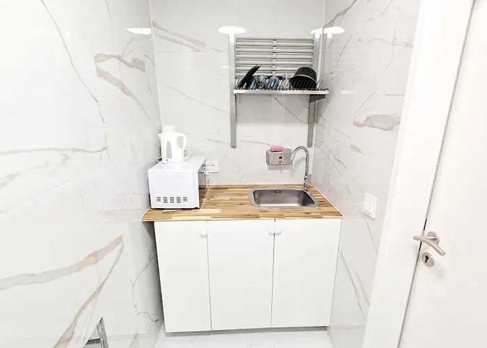 Appartement Comfortable In Lanstrasse Area Br3 *